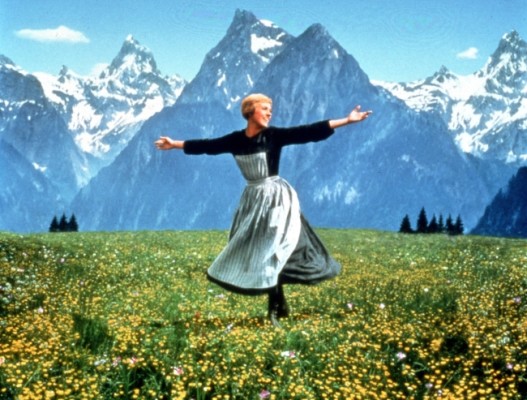 cum-arata-julie-andrews-sunetul-muzicii-7